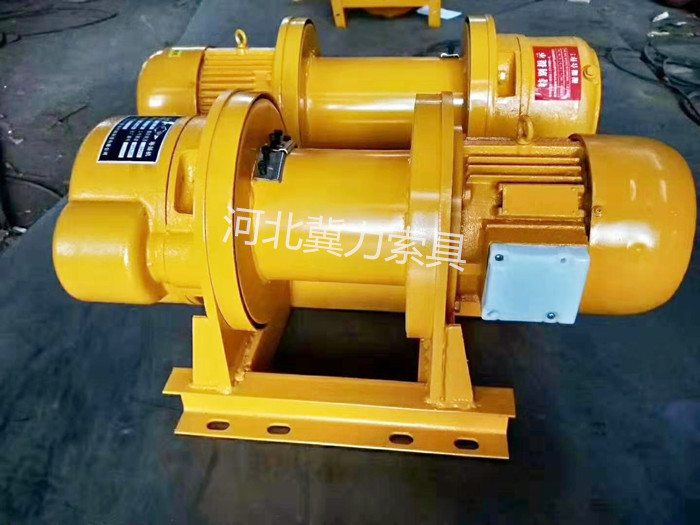小型卷揚機